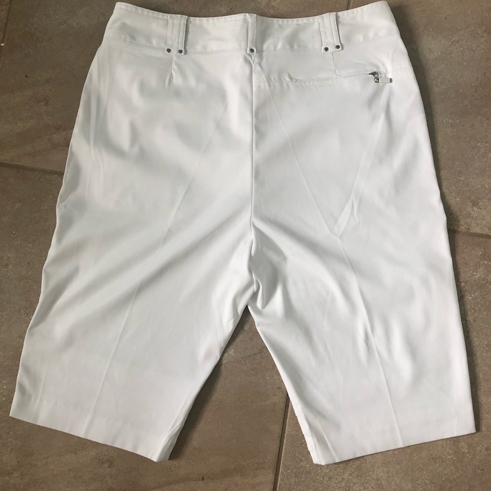 Dkny women’s Capri white golf zip pants size 12